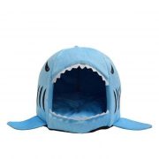 niche-requin-pour-chien-chat